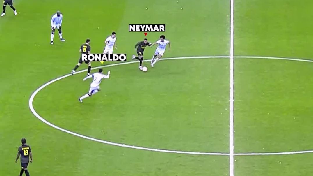 When Neymar Left Ronaldo Speechless! 🤯⚽